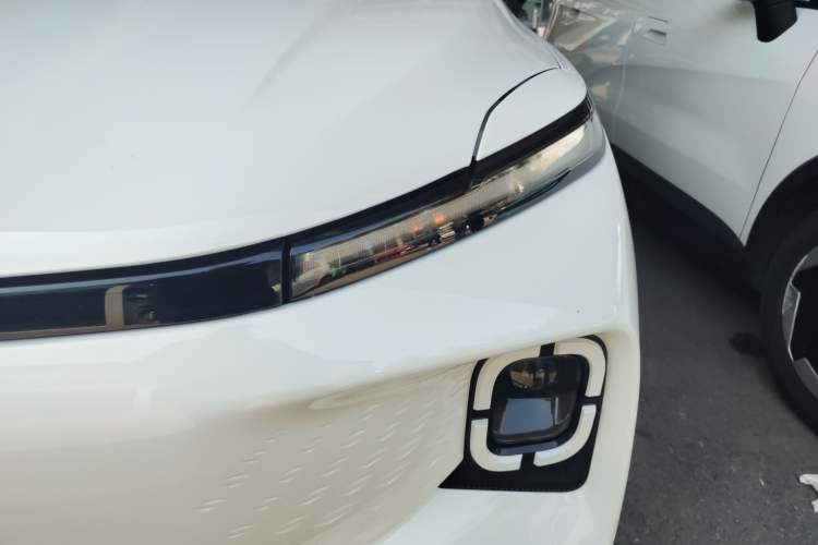 Used Geometry E Firefly 2024 401km Starlight