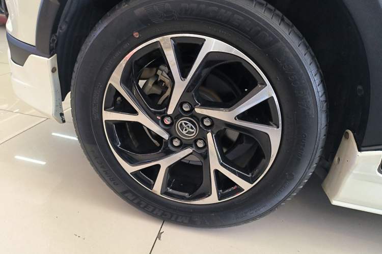 Used Toyota C-HR 2018 2.0L Leading Edition China VI