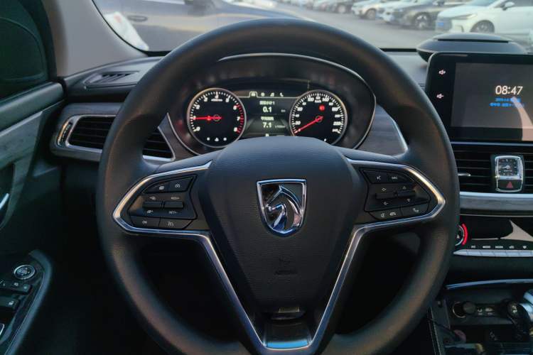 Used Baojun 730 2019 1.5T CVT Flagship Model 7 Seats China VI Emission Standard
