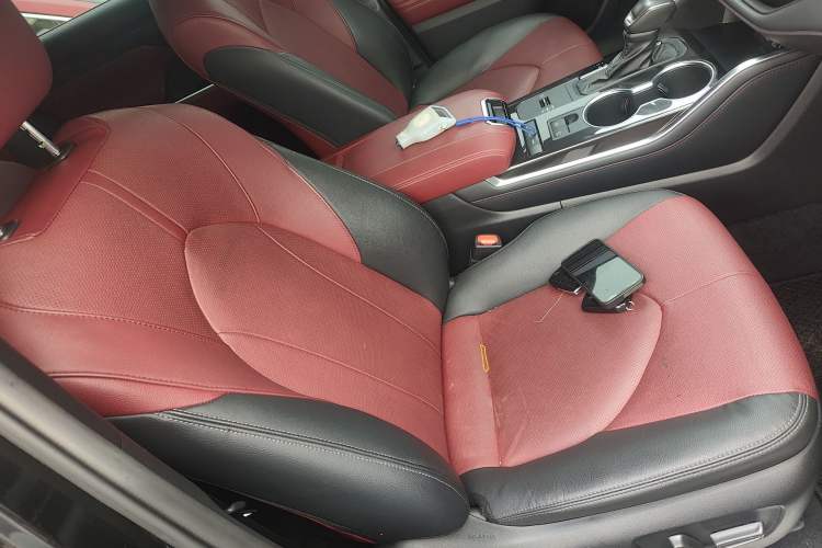 Used Toyota Crown Kluger 2021 2.5L HEV Four-Wheel Drive Flagship Edition Right Front Seat