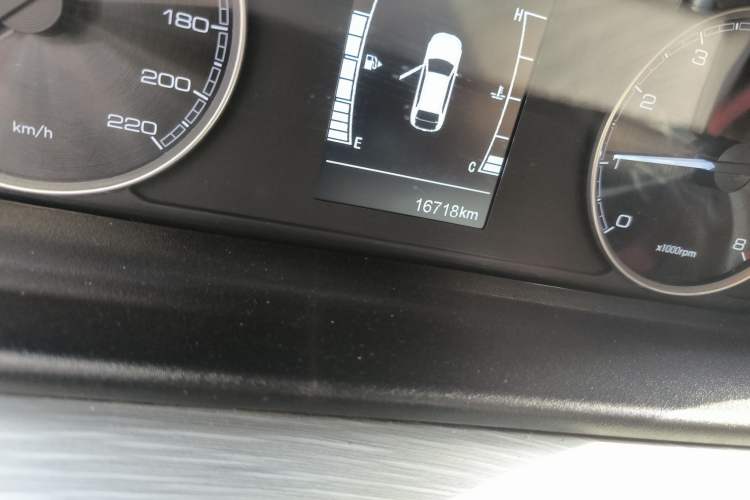 Used Chery Arrizo 5 2023 1.5L Manual Youth Edition Odometer Close Up