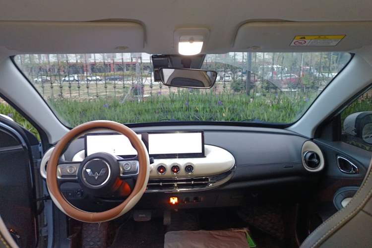 Used Wuling Bingo 2023 410 km Lingxi Deluxe Edition
