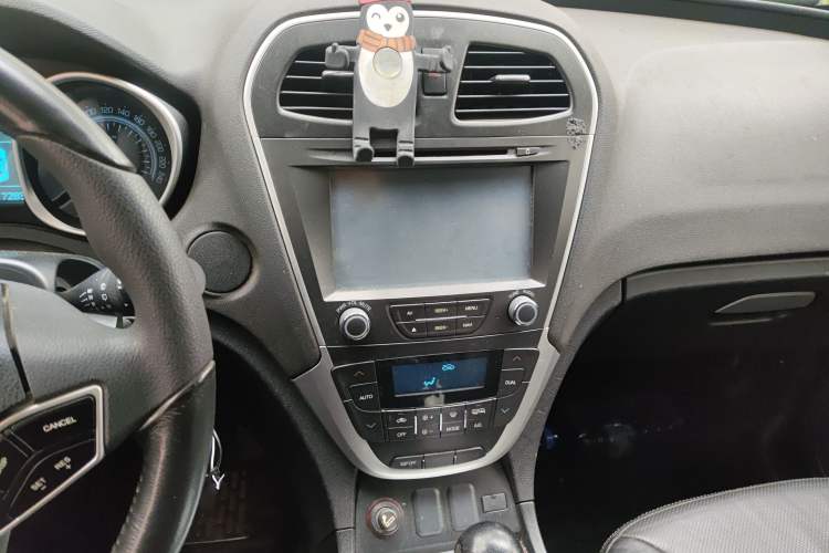 Used GAC Trumpchi GS5 2014 2.0L Manual Two-Wheel Drive Anniversary Value Edition