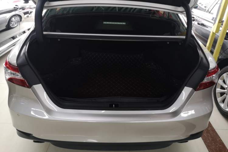 Used Toyota Camry 2019 2.5G Luxury Edition China VI Standard
