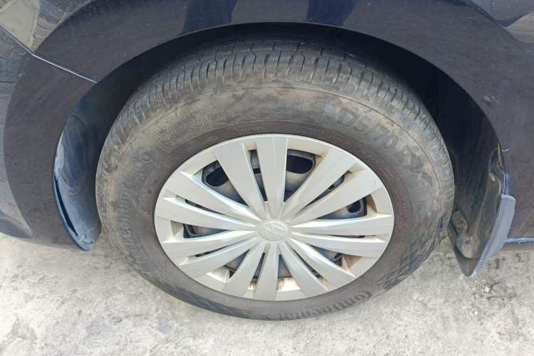 Used Volkswagen Santana 2016 1.6L Manual Fashion Edition