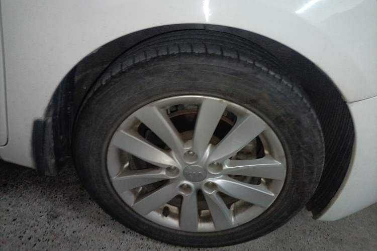 Used Kia K3 2013 1.6L Automatic GLS
