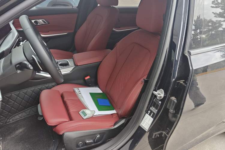 Used BMW 3 Series 2025 330Li Luxury Edition M Sport Night Edition Package
