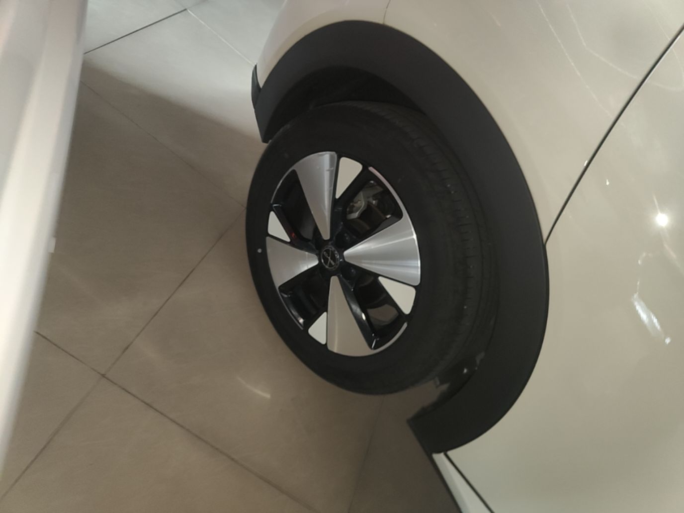 BYD Dolphin 2023 420 km Fashion Edition — снимка 11