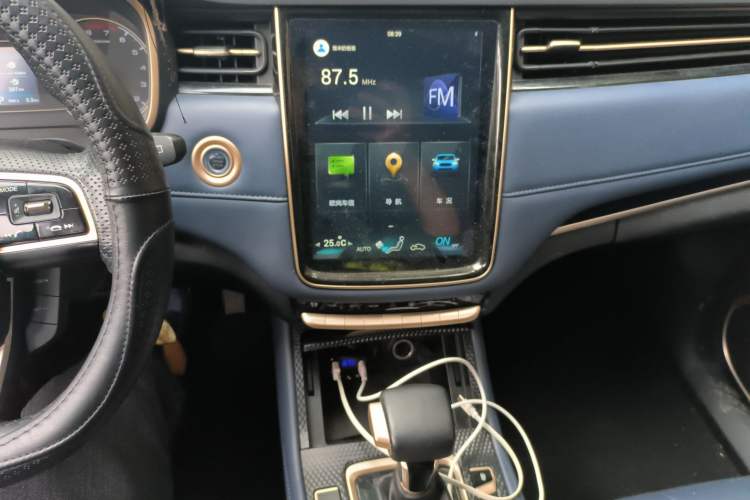 Used CHANGAN OSHAN COS1 2018 1.5T Automatic Yue 7-Seater
