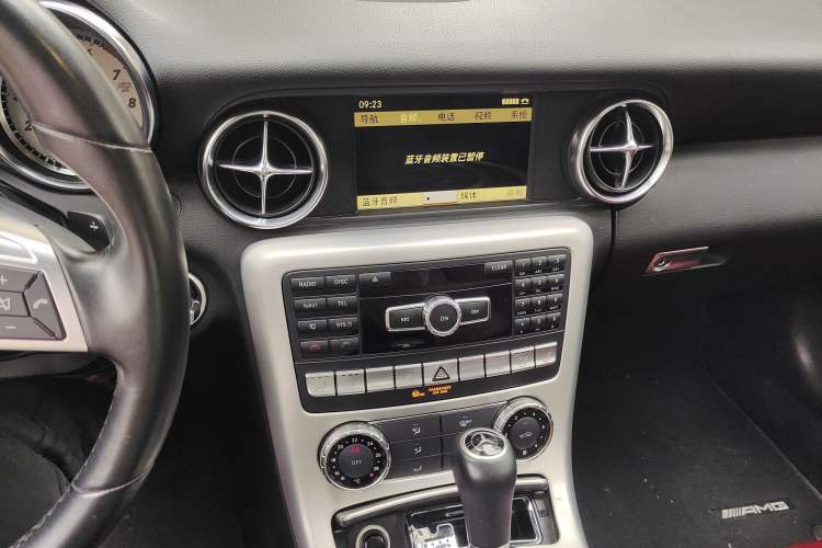 Used Mercedes-Benz SLK-Class 2011 SLK 200 Luxury Sports Model