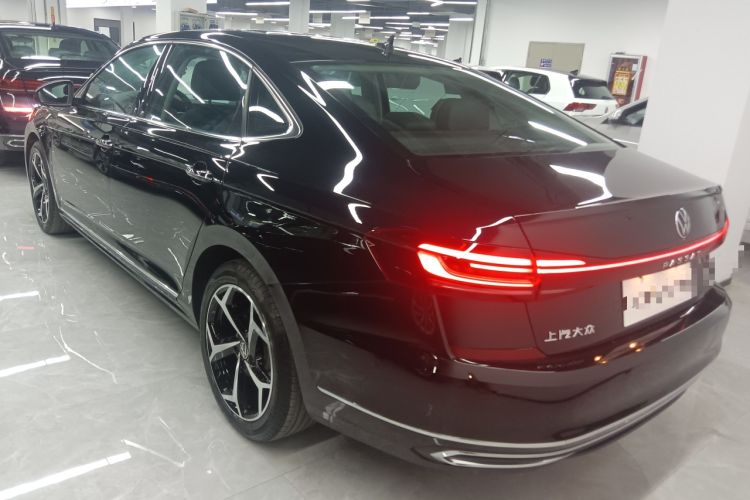 Used Volkswagen Passat 2023 Restyled 330TSI Starry Luxury Edition
