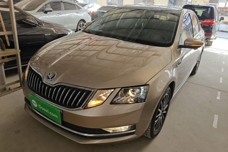 Used Skoda Octavia 2019 1.5L Automatic Luxury Edition