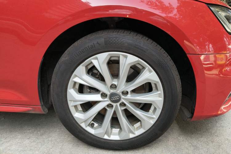 Used Audi A4L 2019 40 TFSI Ambition China VI