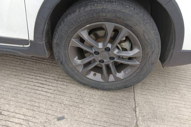 Used Geely Auto Vision X3 2020 1.5L Manual Luxury Edition Right Front Wheel Hub