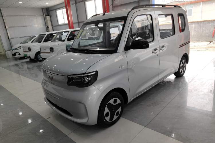Used Wuling Zhiguang New Energy 2025 Comfort Model
