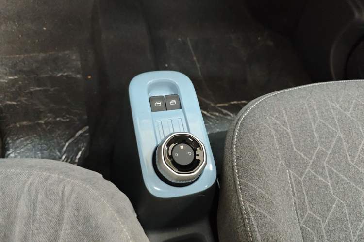 Used Geely Galaxy Panda 2024 Panda Mini 200km Endurance Bear