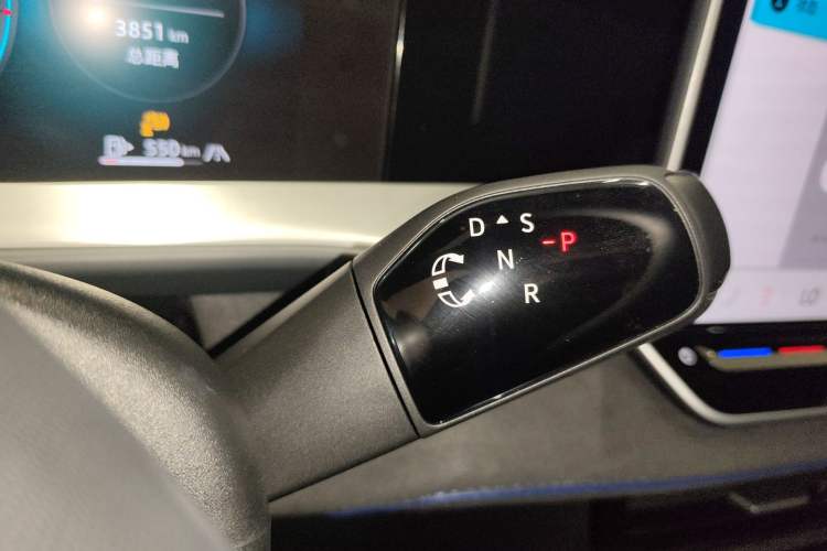 Used Volkswagen Teramont 2025 Tiguan Pro 450TSI Four-Wheel Drive Summit Edition
