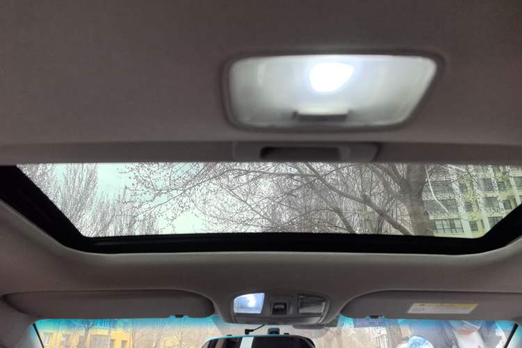 Used Hyundai Elantra (6th Generation / Lingdong) 2016 1.6L Automatic ZhiXuan – Elite Version Headliner