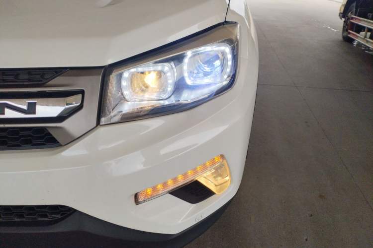 Used CHANGAN CS75 2017 Shangkui Edition 1.5T Automatic Fengyue Model
