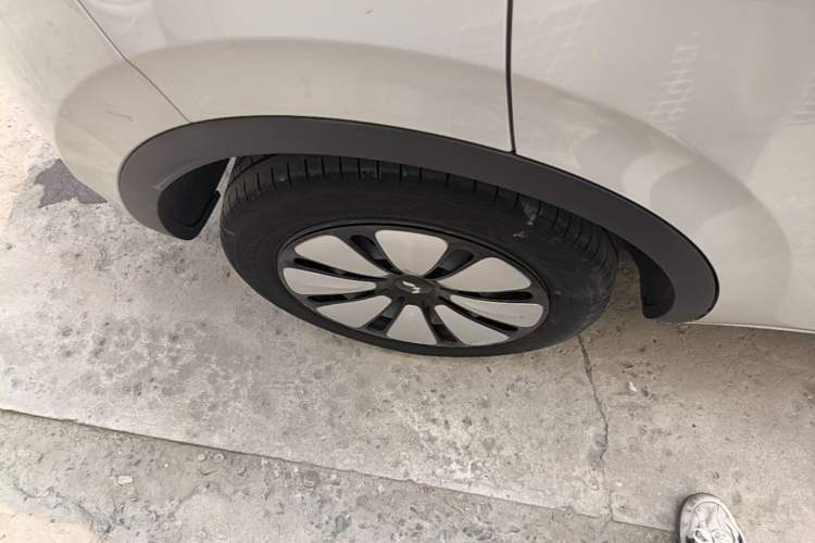 Used Wuling Bingo 2023 333 km Lingxi Connected Version
