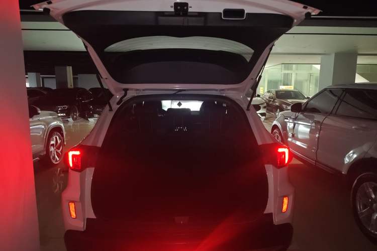 Used Honda XR-V 2020 220TURBO CVT Luxury Edition Trunk