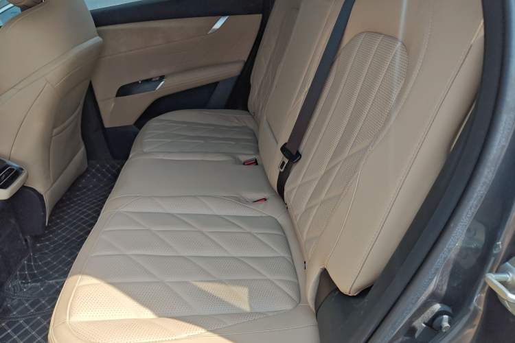 Used CHANGAN CS75 PLUS 2025 4th Generation 1.5T New Blue Whale Smart Luxury Edition
