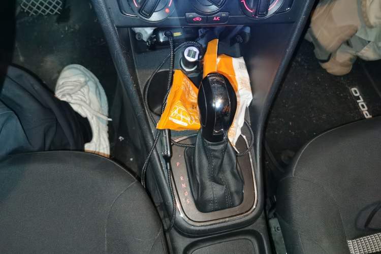 Used Volkswagen Polo 2016 1.4L Automatic Trendy Model Gear Lever