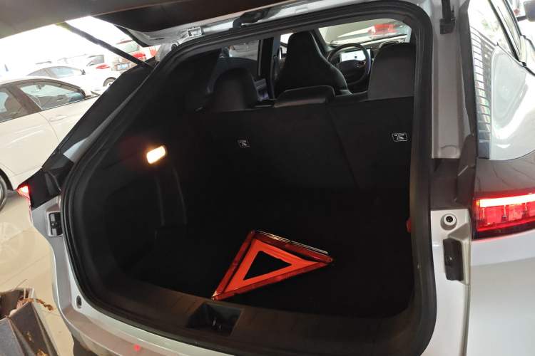 Used Dongfeng Aeolus L7 New Energy 2024 205 Air