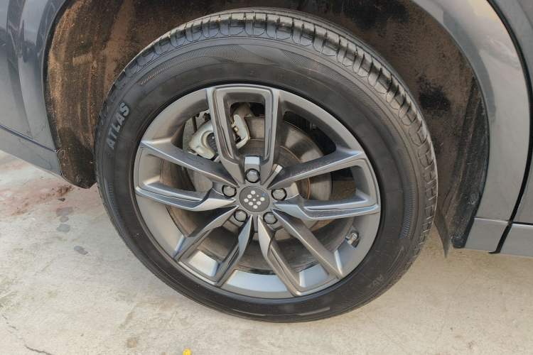 Used Landian E5 2024 Honor Edition 100KM Deluxe 7-Seater
