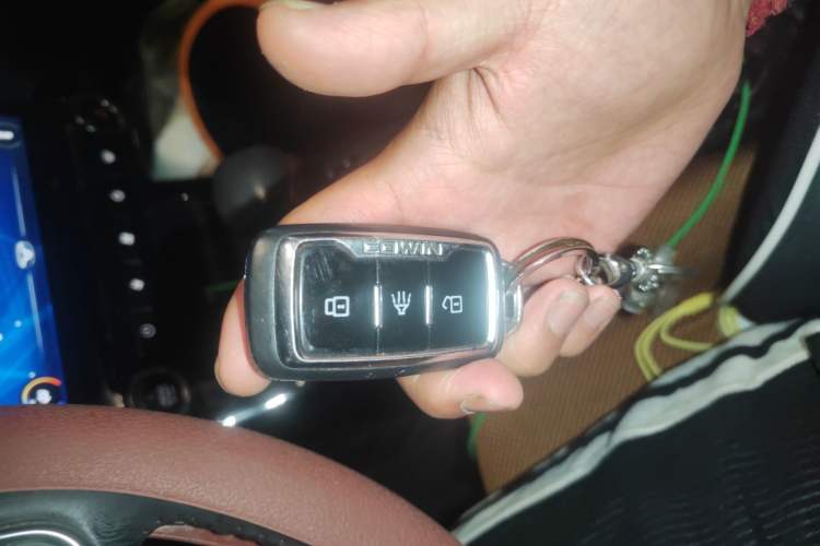 Used Cowin X3 2016 1.6L CVT Smart Connect III Version