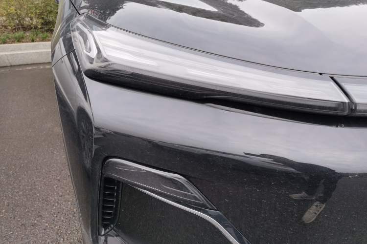 Used Geely Galaxy Galaxy Xingjian 7 EM-i 2025 120km Exploration+ Version
