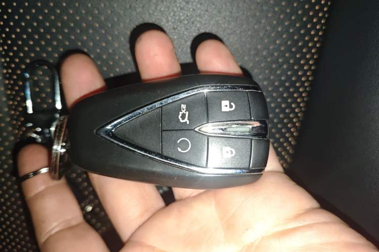 Used CHANGAN OSHAN X7 PLUS 2022 1.5T Blue Whale Edition Automatic ZhiZun Model
