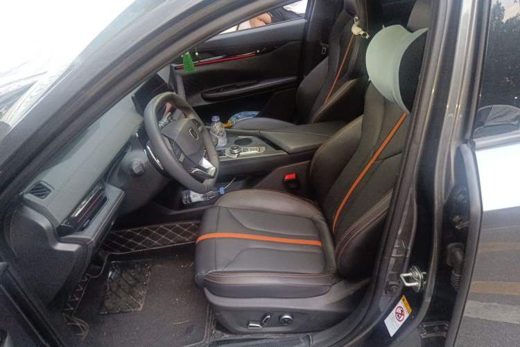 Used CHANGAN UNI-V 2024 1.5T Prestige Edition
