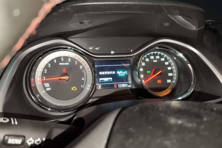 Used Chevrolet Orlando 2019 Redline 530T Automatic Luxury Edition (5-seat model) – China VI Standard Instrument Cluster