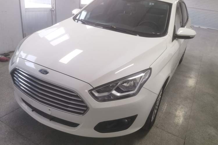 Used Ford Escort 2015 1.5L Manual Comfort Model