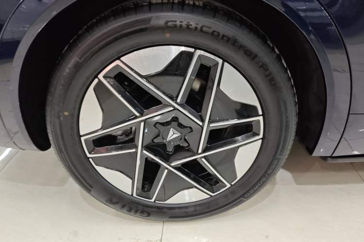 Used Deepal S09 2025 Rear-Drive Ultra+
