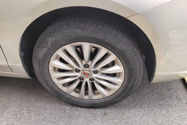 Used Roewe Ei5 2019 Luxury Edition Right Front Wheel Hub