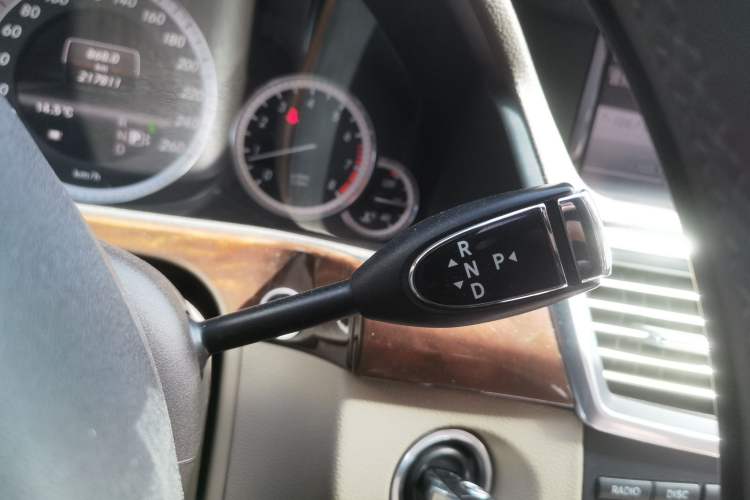 Used Mercedes-Benz E-Class 2013 E 260 L CGI Elegant Model