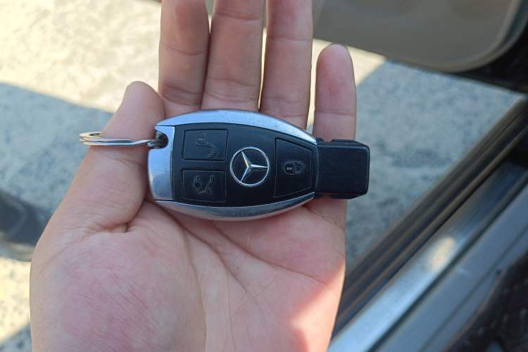 Used Mercedes-Benz E-Class 2011 E 300 L Elegant Model Vehicle Key