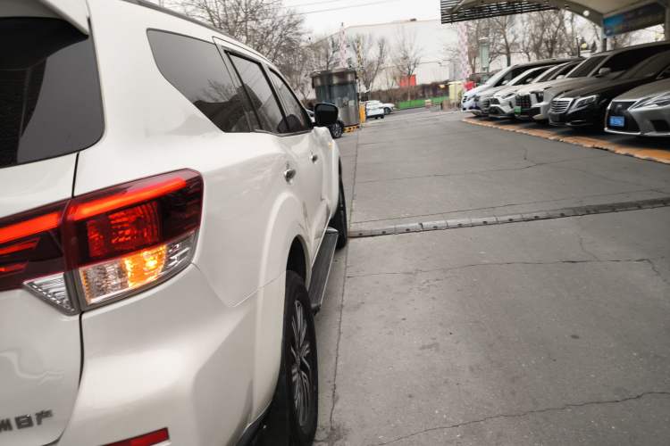 Used Nissan Terra 2020 2.5L XL Upper Automatic Two-Wheel Drive Luxury Edition
