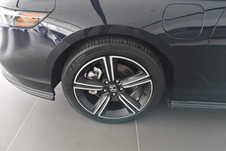 Used Honda Accord New Energy 2023 2.0L ePHEV Smart Edition Exterior 4
