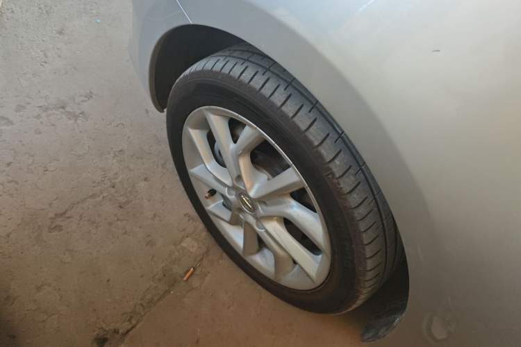 Used Nissan Tiida 2015 1.6T M-CVT GTS Limited Edition
