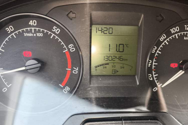 Used Skoda Rapid 2013 1.6L Manual Enjoyment Model