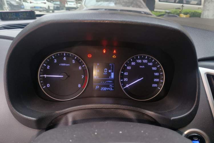 Used Hyundai ix25 2015 1.6L Automatic Two-Wheel Drive Smart GLS Trim Instrument Cluster