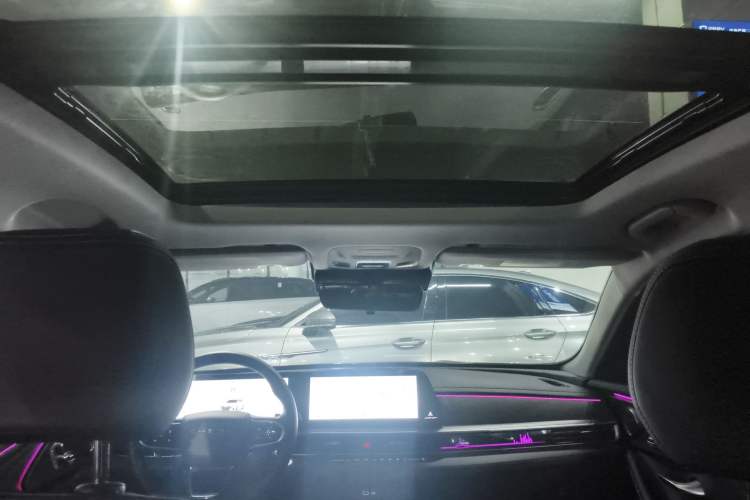 Used Chery Arrizo 8 2023 High-Performance Edition 2.0T DCT Powerfully Equipped Headliner