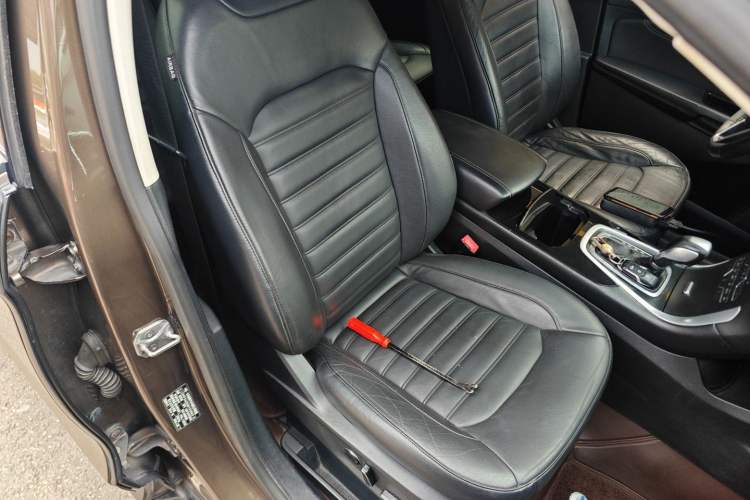 Used Ford Edge 2016 EcoBoost 245 Four-Wheel Drive Titanium Edition 7-Seater