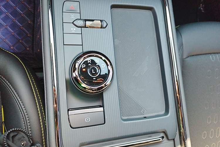 Used Ford Mondeo 2025 2.0T EcoBoost E Hybrid Sport Edition
