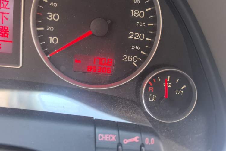 Used Audi A4 2005 1.8T 6-speed automatic Comfort trim level