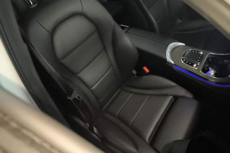 Used Mercedes-Benz GLC 2022 Refreshed GLC 300 L 4MATIC Dynamic Edition Right Front Seat