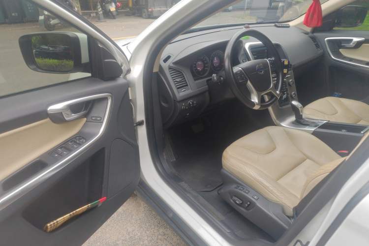 Used Volvo XC60 2013 T5 Comfort Edition Driver Seat